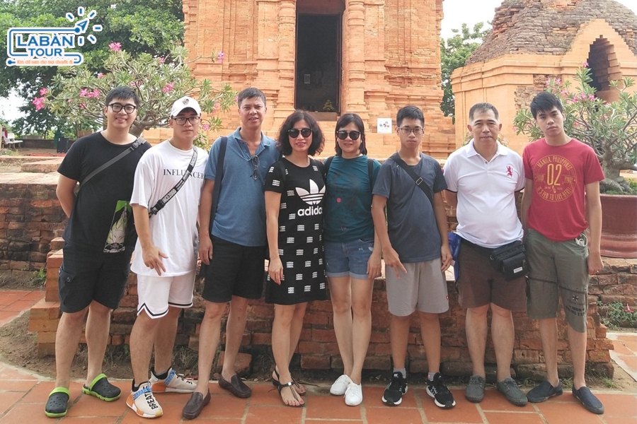 Đoàn chị Hà khám phá miền Tây - Mũi Né 6 ngày 5 đêm