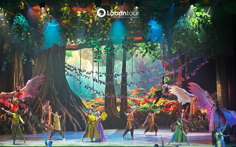 Tiên Sa show kết hợp múa, xiếc, kịch và âm nhạc