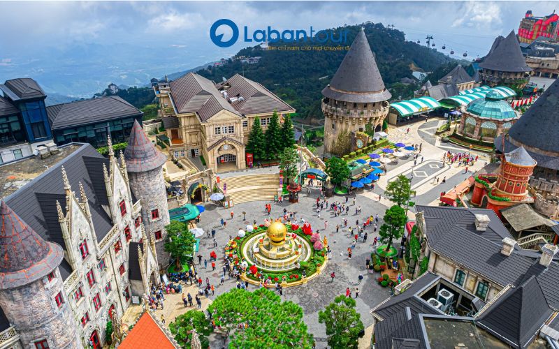 "Bí Mật" Bên Trong Vé Bà Nà Hills: Khám Phá Những Điểm Đến Hấp Dẫn