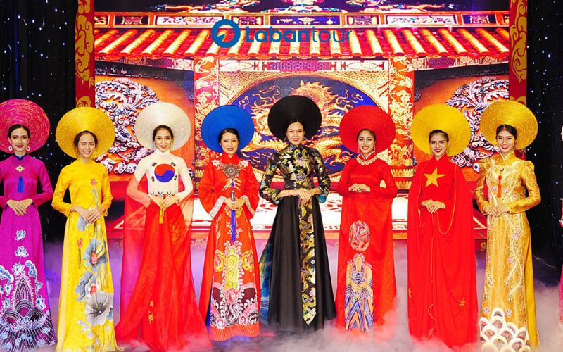 Tại Sao Áo Dài Show Đà Nẵng Là Điểm Đến Văn Hóa Không Thể Bỏ Qua?