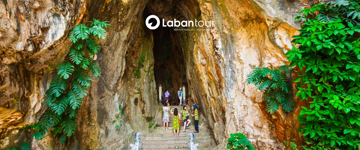 Bản đồ du lịch Đà Nãng cùng Ngũ Hành Sơn - “sơn kỳ thủy tú” với 5 ngọn núi đá vôi.