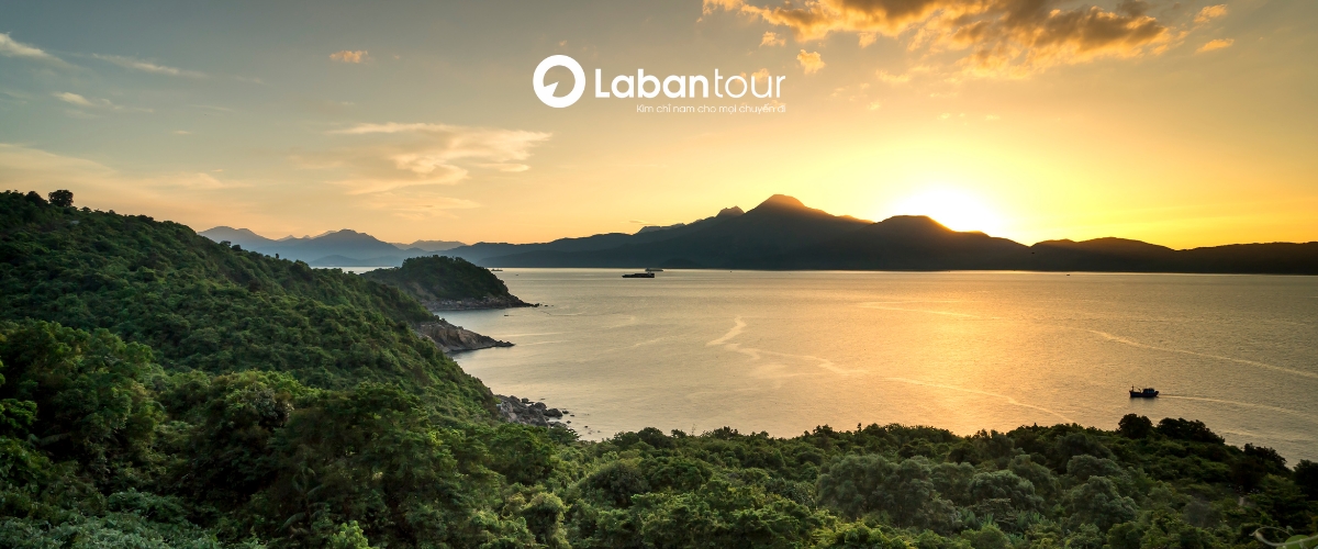 Bán đảo Sơn Trà được ví viên ngọc xanh thuộc bản đồ du lịch Đà Nẵng