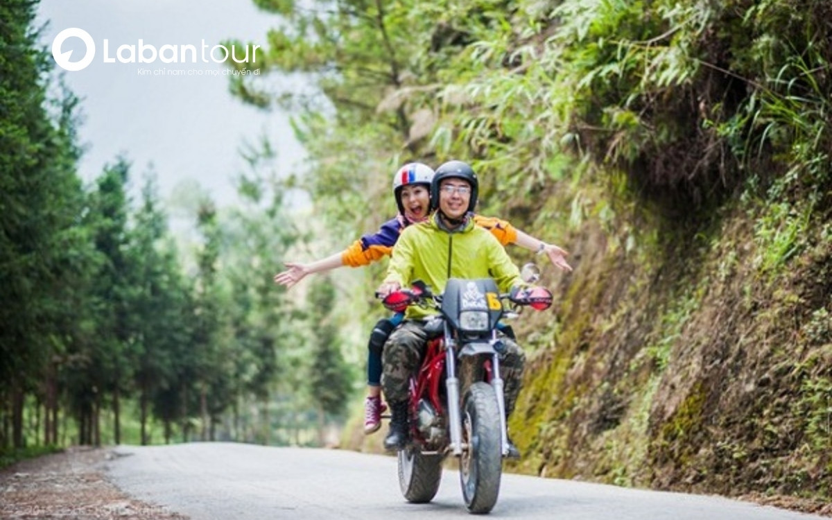 Di chuyển từ Đà Nẵng đến Bà Nà Hills tự túc bằng xe máy