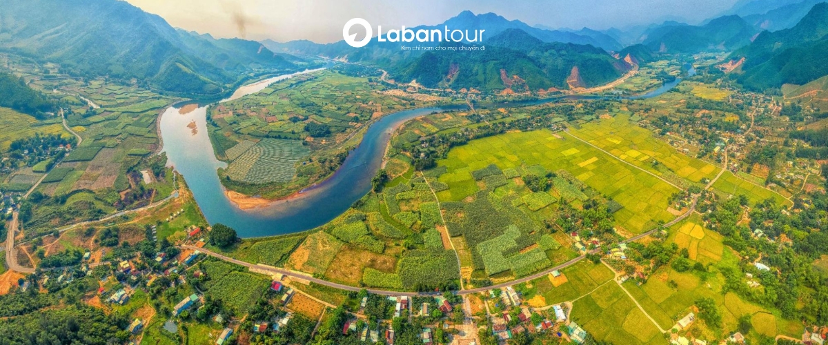 Suối, thác và núi rừng trong lành ở Hòa Bắc Đà Nẵng 