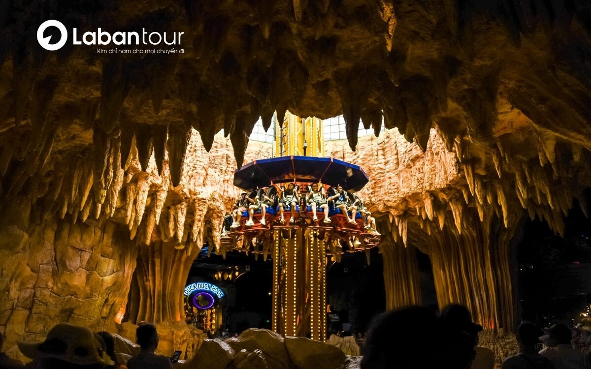 Bà Nà Hills có gì chơi? - Công viên Fantasy Park đủ sắc màu