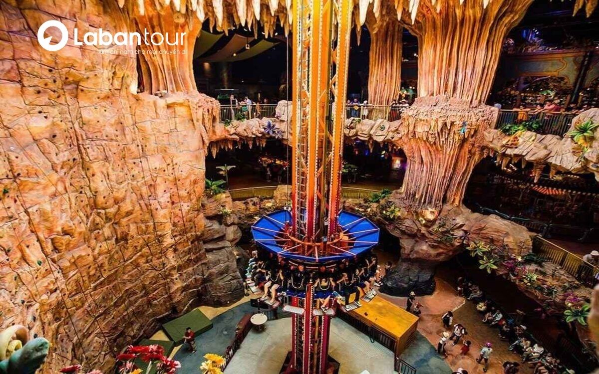 Tháp Rơi Tự Do tại Sun World Bà Nà Hills