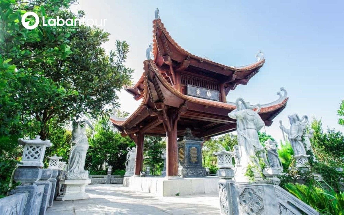 Nhà Bia tại Sun World Bà Nà Hills