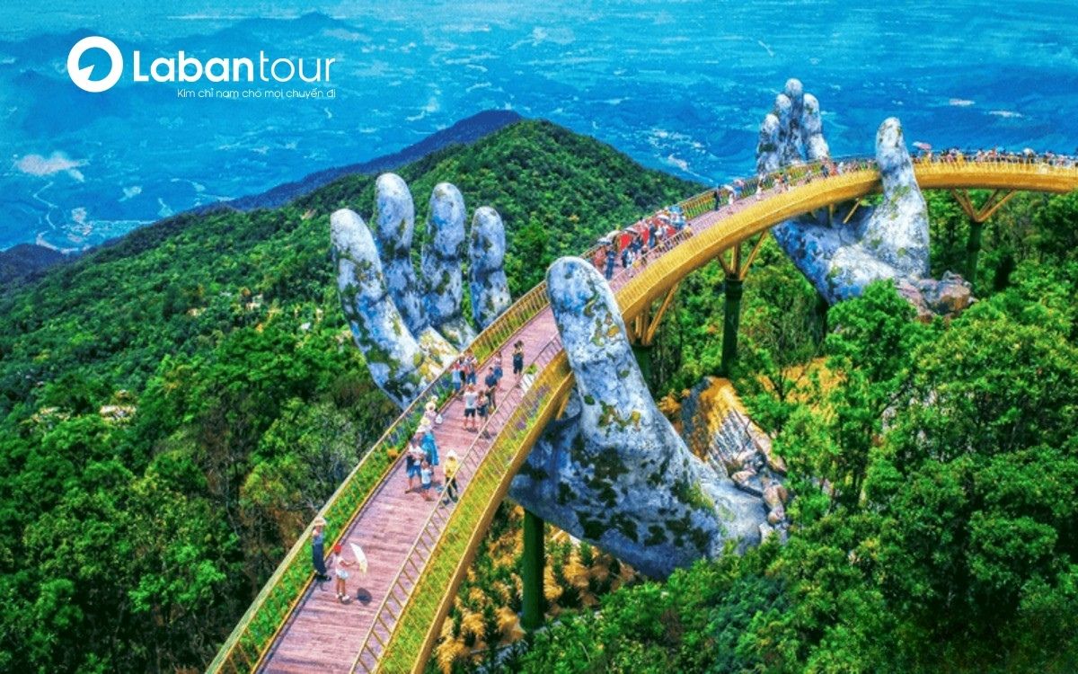 Cầu Vàng - Biểu tượng của Sun World Bà Nà Hills