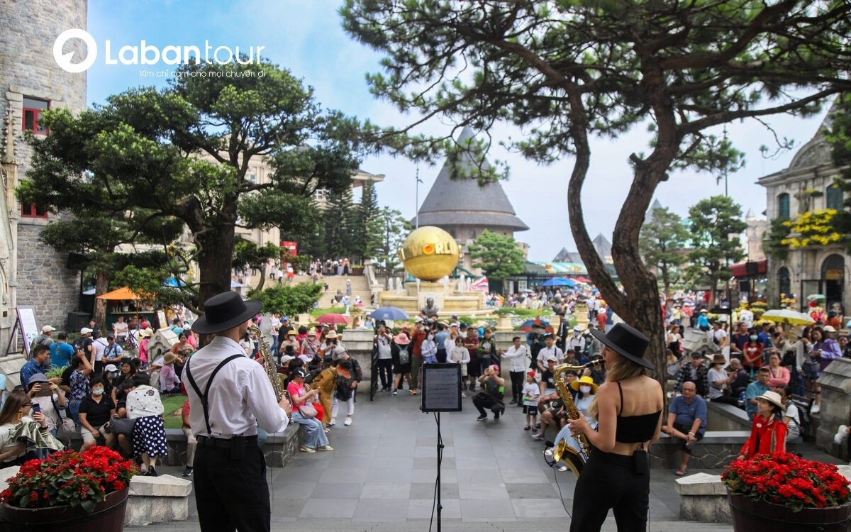 Ban nhạc quốc tế tại Sun World Bà Nà Hills