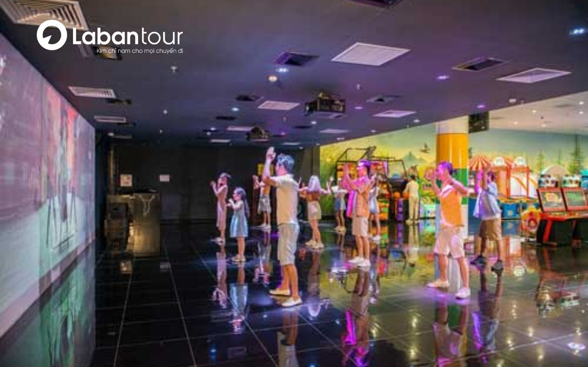 Trò chơi Play Oke tại VinWonders Nam Hội An