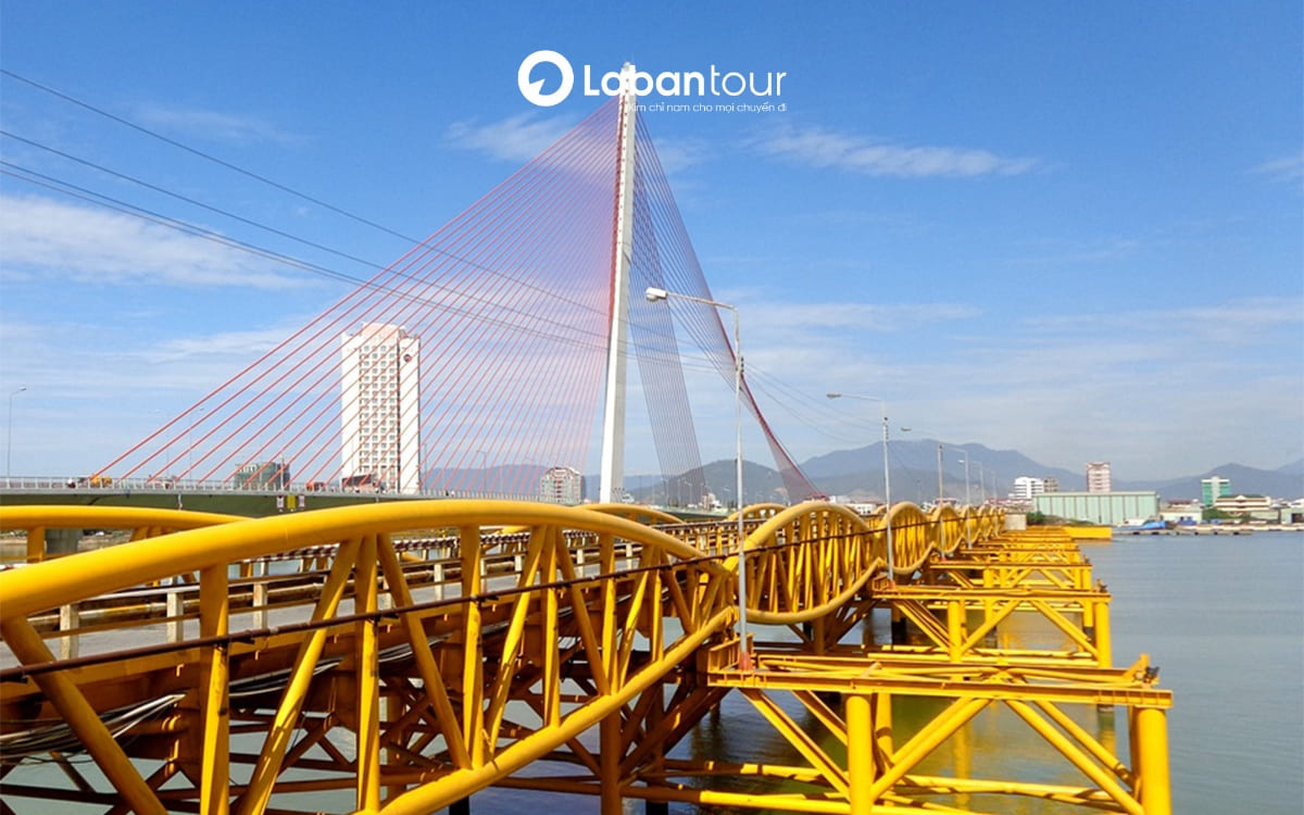 Ngắm bình minh ở Đà Nẵng: Cầu Nguyễn Văn Trỗi 