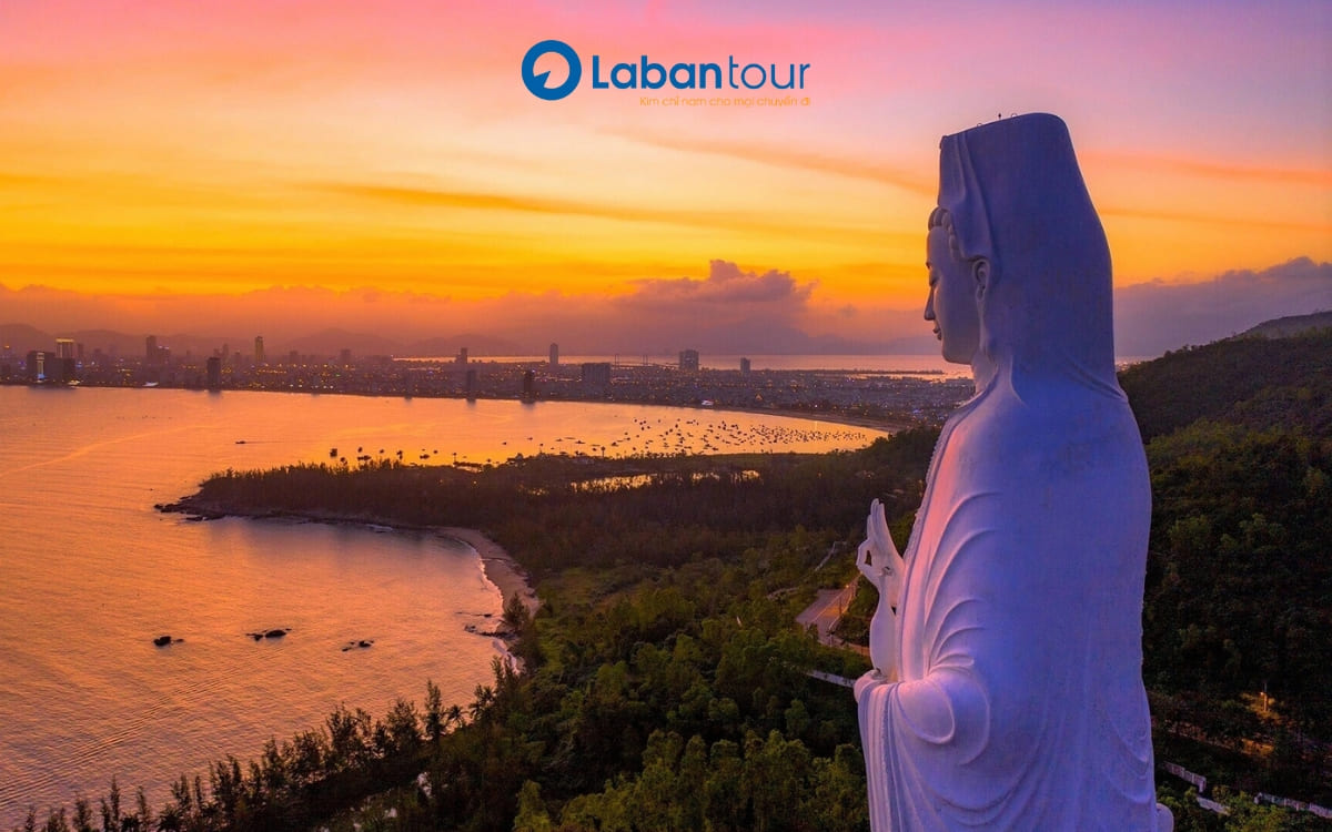 Ngắm hoàng hôn Đà Nẵng ở bán đảo Sơn Trà 