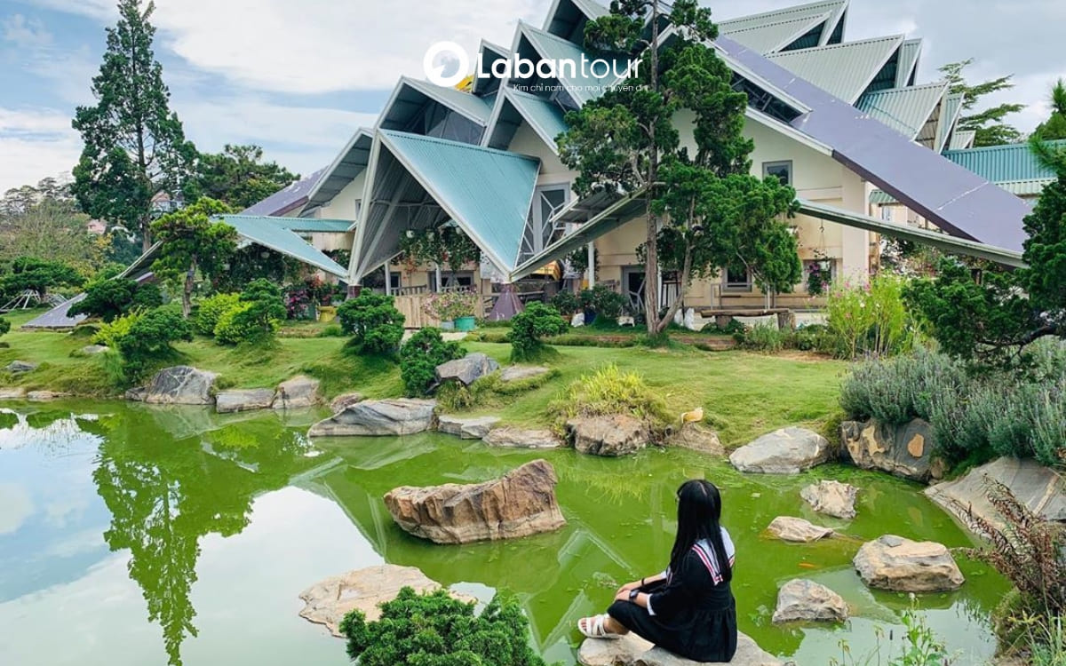 Tour Đà Lạt Đà Nẵng: Khu du lịch Lá Phong  