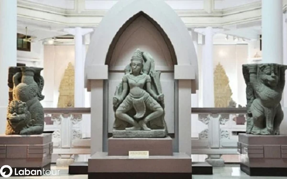 Chiêm ngưỡng kiến trúc ấn tượng của Bảo tàng Điêu khắc Chăm Pa