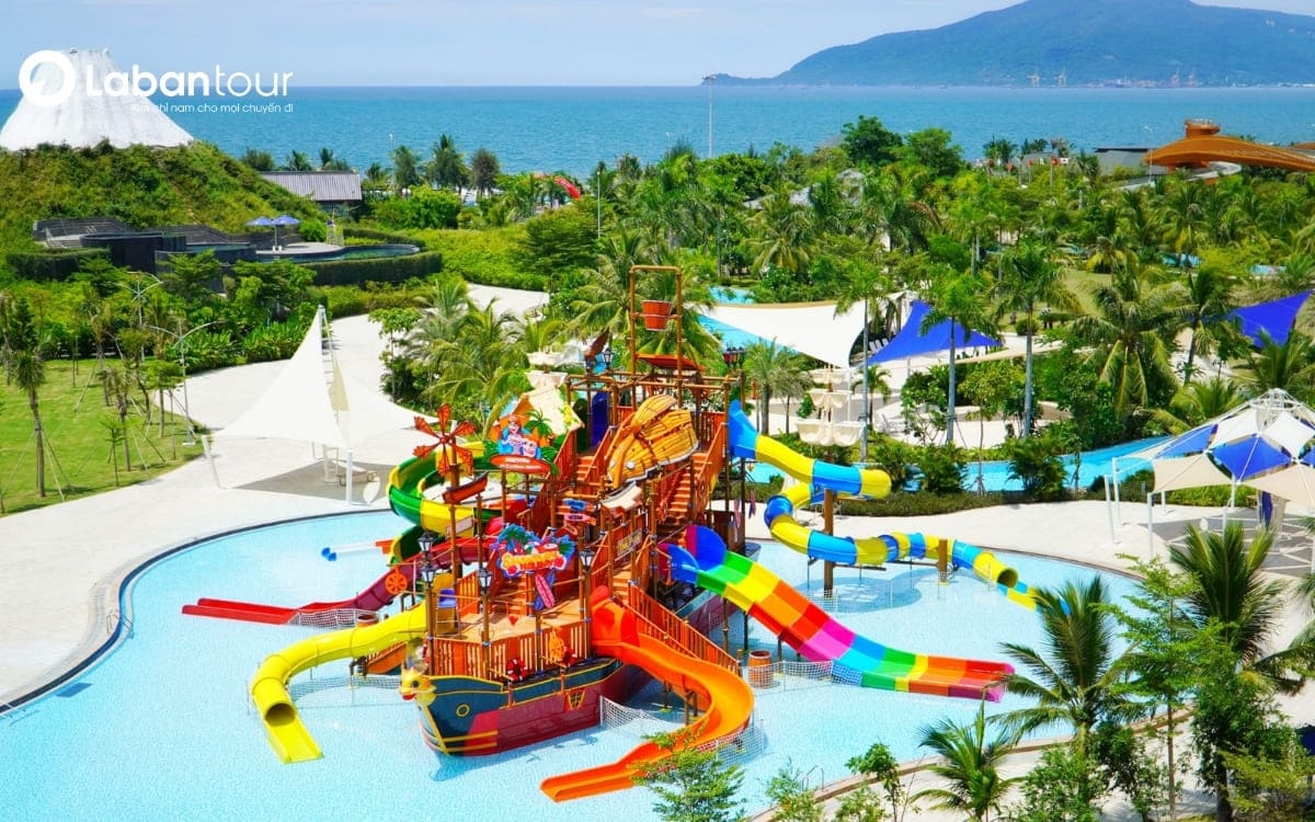Khu công viên nước ngoài trời tại Mikazuki Water Park 365