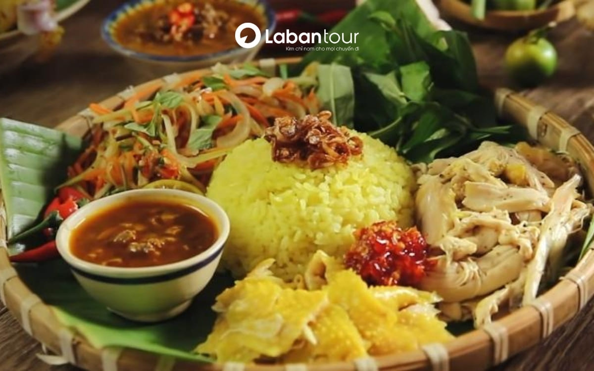 Tour Hội An Đà Nẵng thưởng thức đặc sản địa phương 