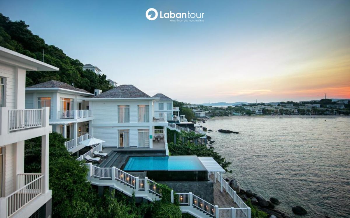 các bãi tắm ở hòn thơm