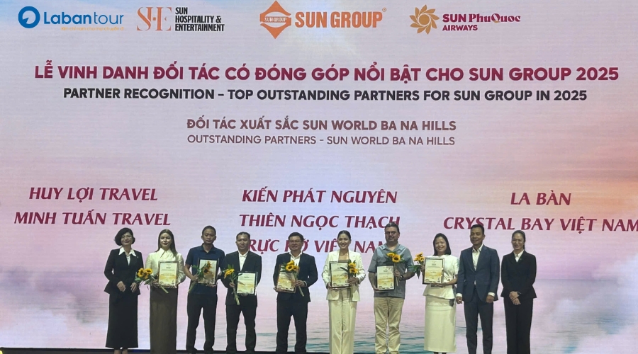 La Bàn Tour là Đối tác Xuất sắc 2025 của SunWorld Bà Nà Hills 