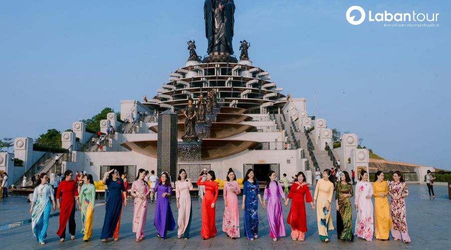 Chương trình ưu đãi gí Ngày Nhà giáo 20/11 áp dụng từ ngày 15/11 đến hết ngày 23/11