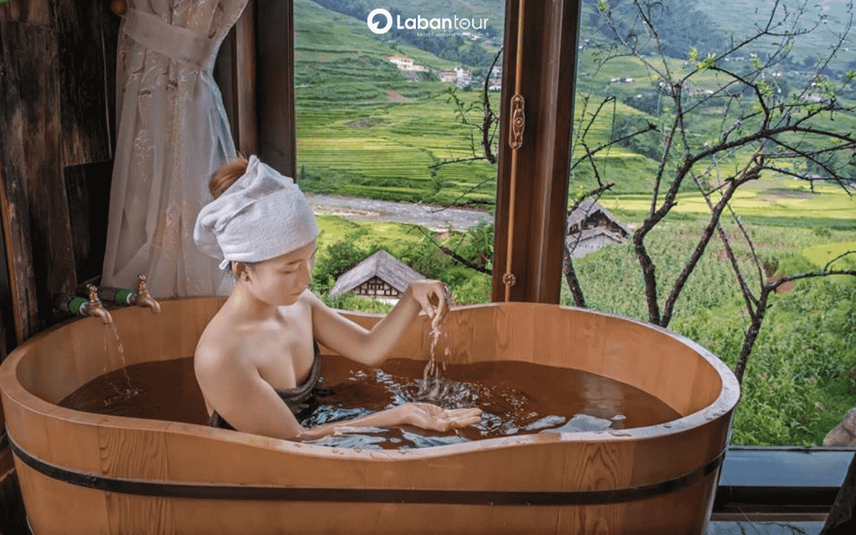 tắm lá dao đỏ sapa