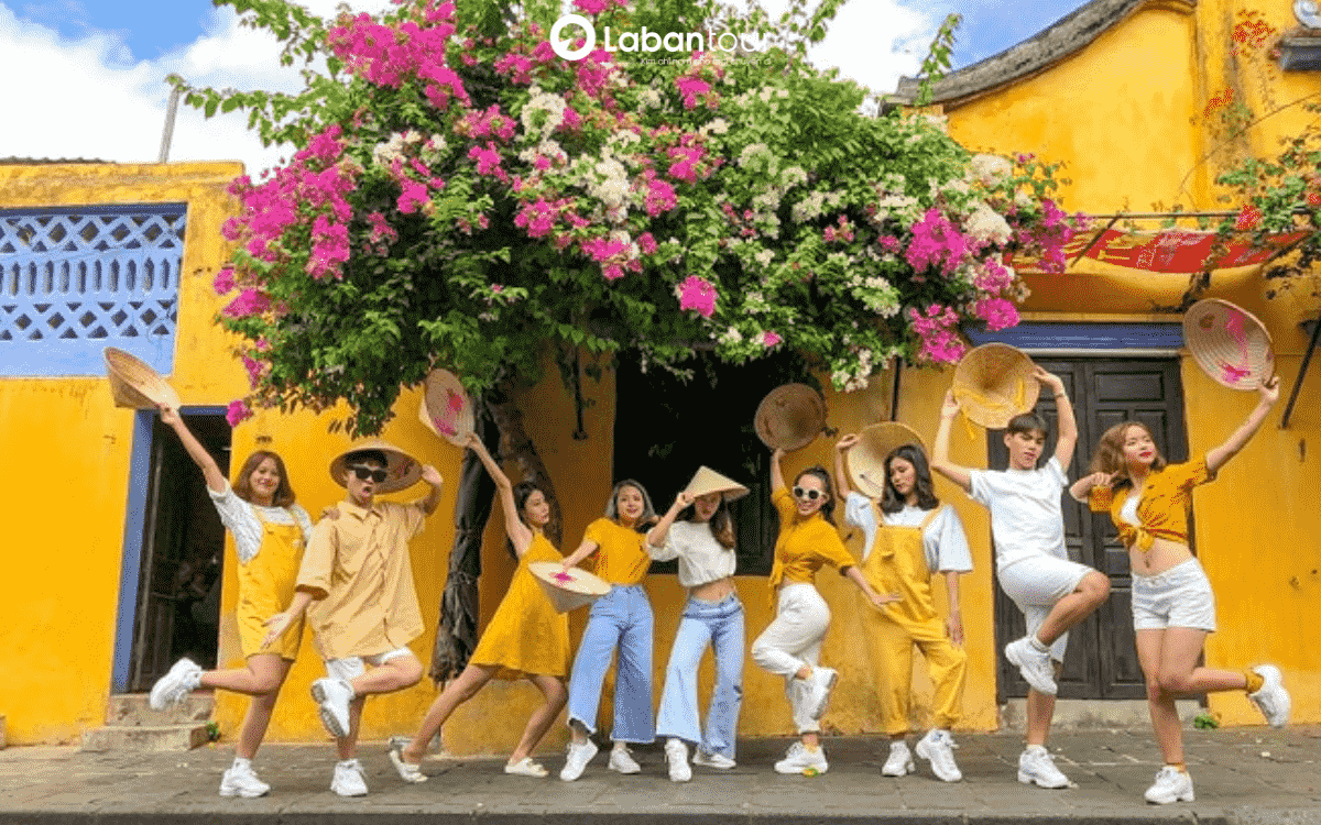 mặc gì khi đi du lịch đà nẵng