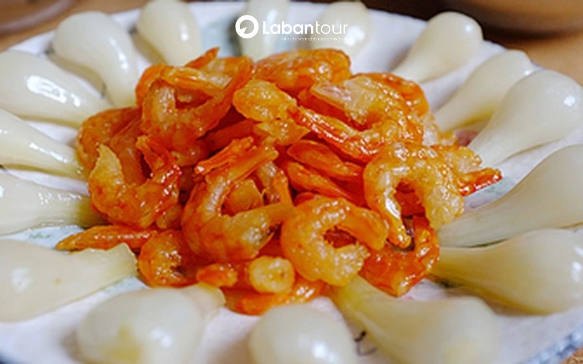 bữa cơm ngày tết miền Nam