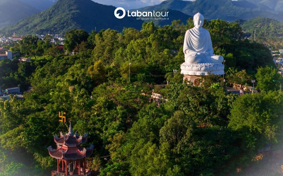 tết nên đi chùa nào