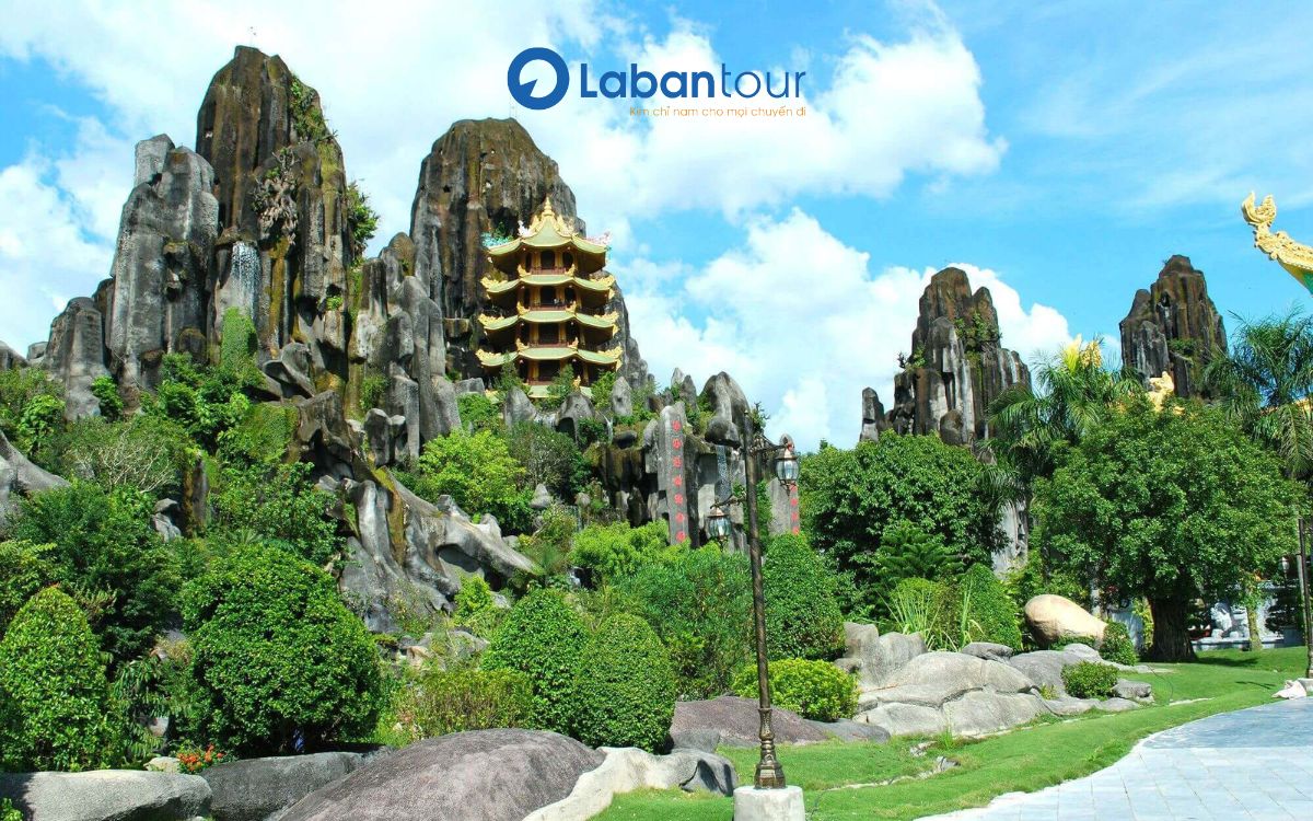 tham quan ngủ hành sơn đà nẵng