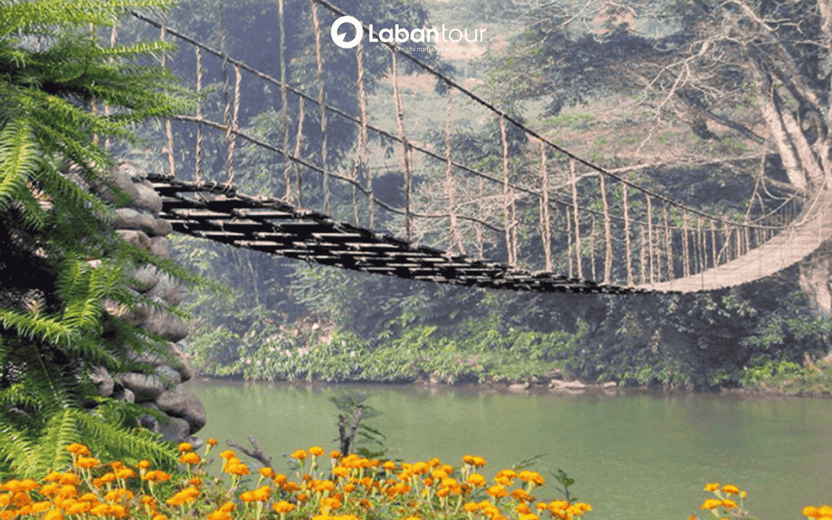 tu viện cổ tả phìn