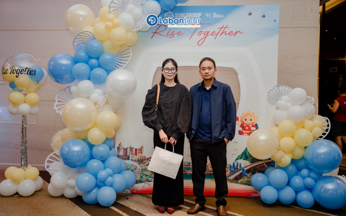 La Bàn Tour cung cấp đa dạng vé, dịch vụ của Sun Group