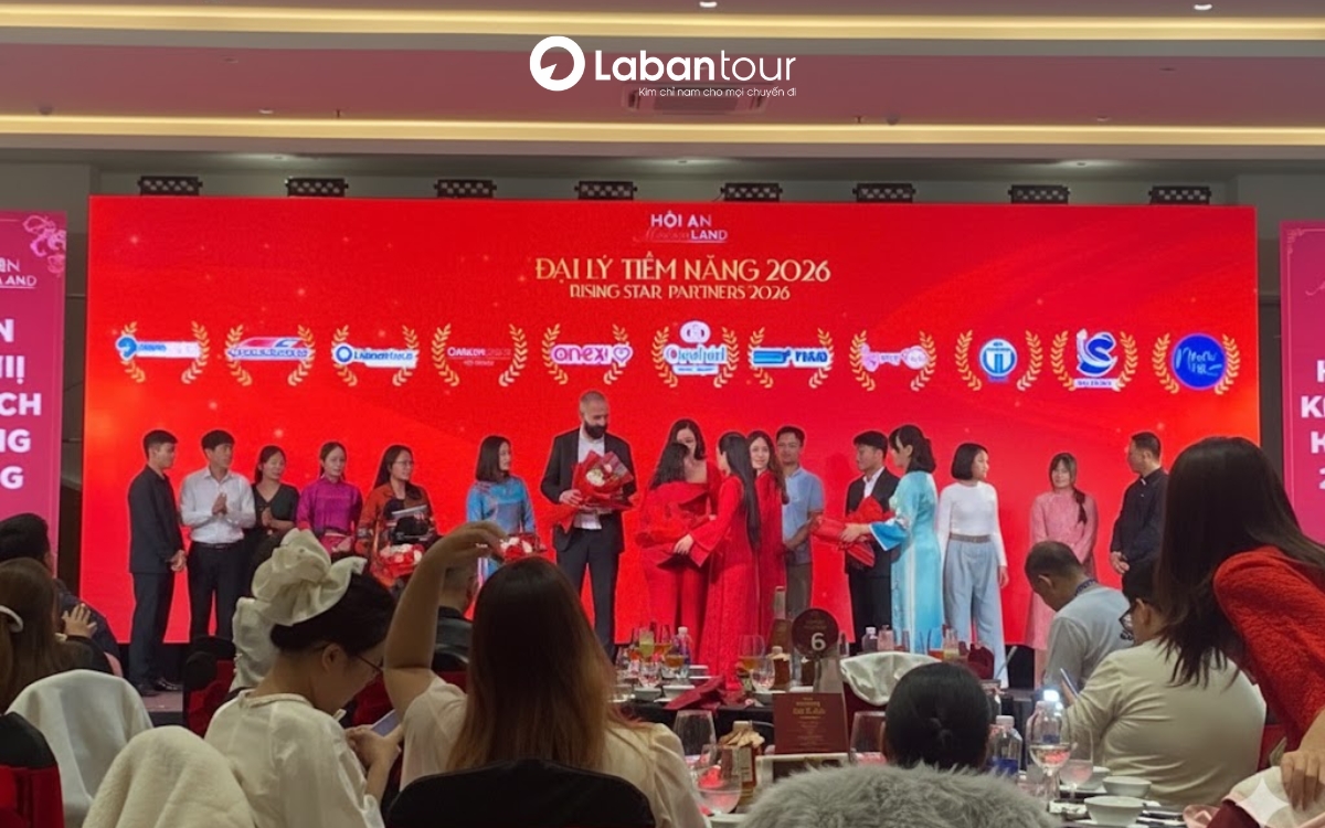 La Bàn Tour vinh danh Top 10 Đại lý tiềm năng 2026 của Hoi An Memories Land