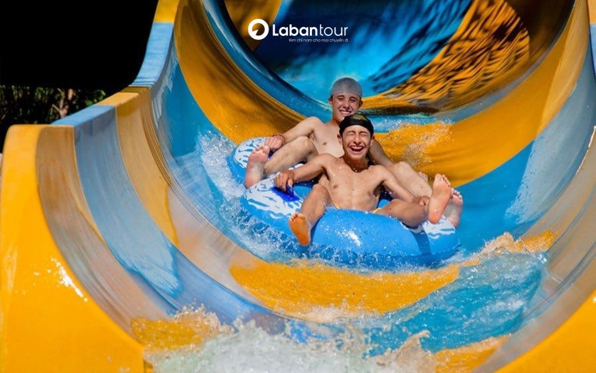 công viên nước aquatopia