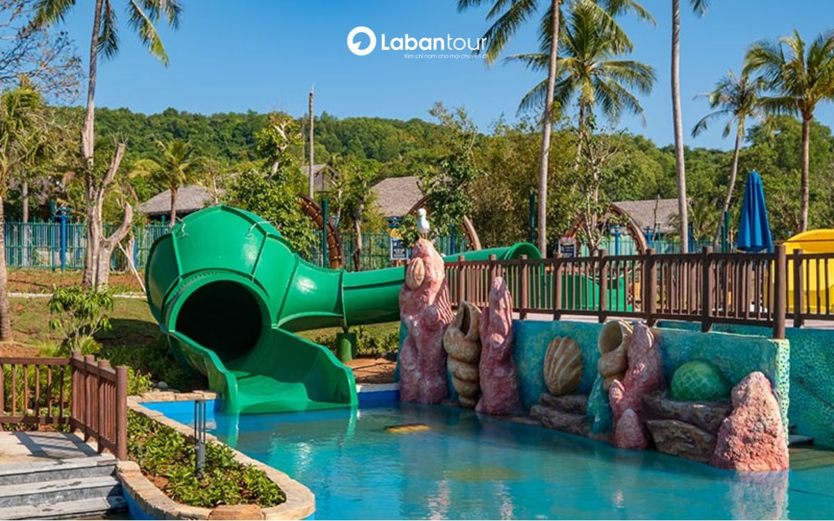 công viên nước aquatopia water park