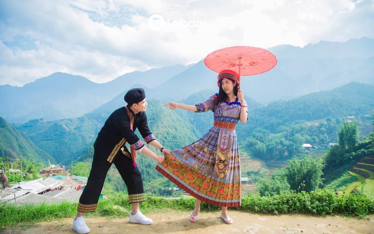 trang phục dân tộc Sa Pa