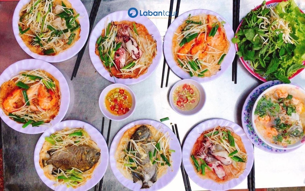 bánh khoái cá kình đầm chuồn