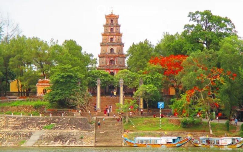 chùa Thiên Mụ huế