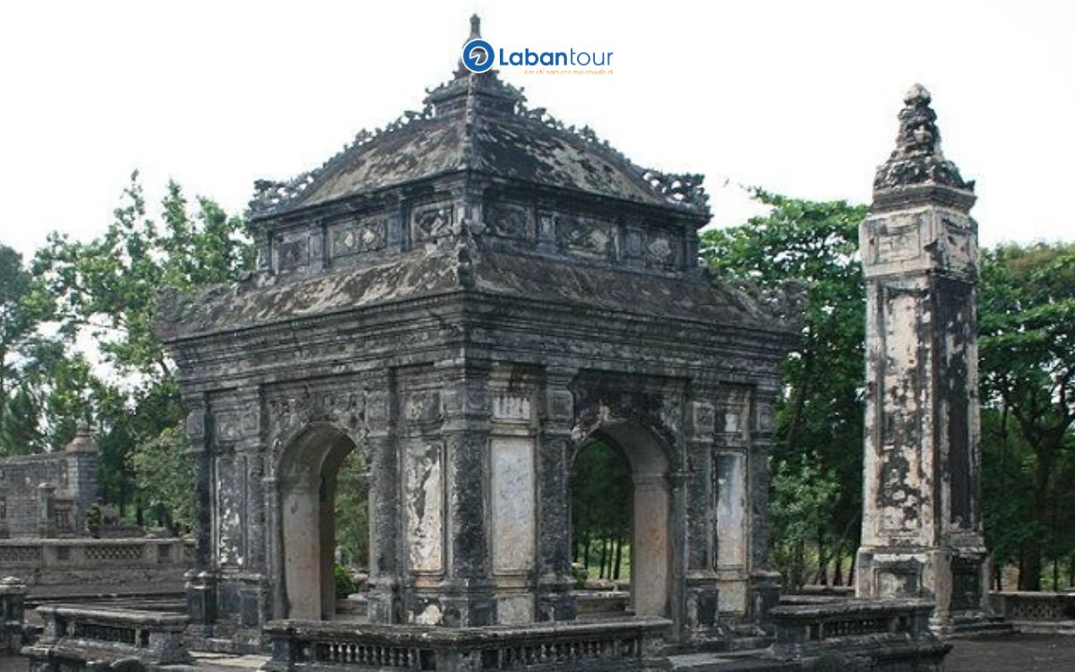 lăng tẩm thời nguyễn