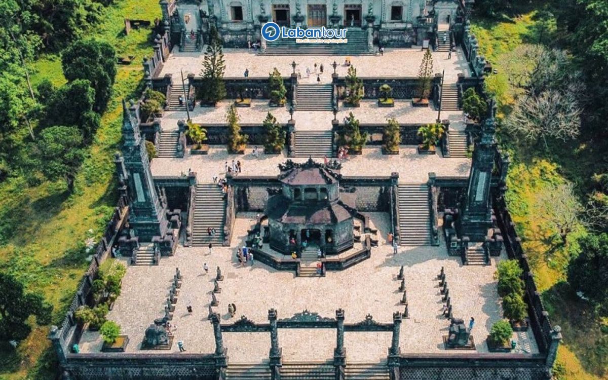 lăng tẩm thời nguyễn