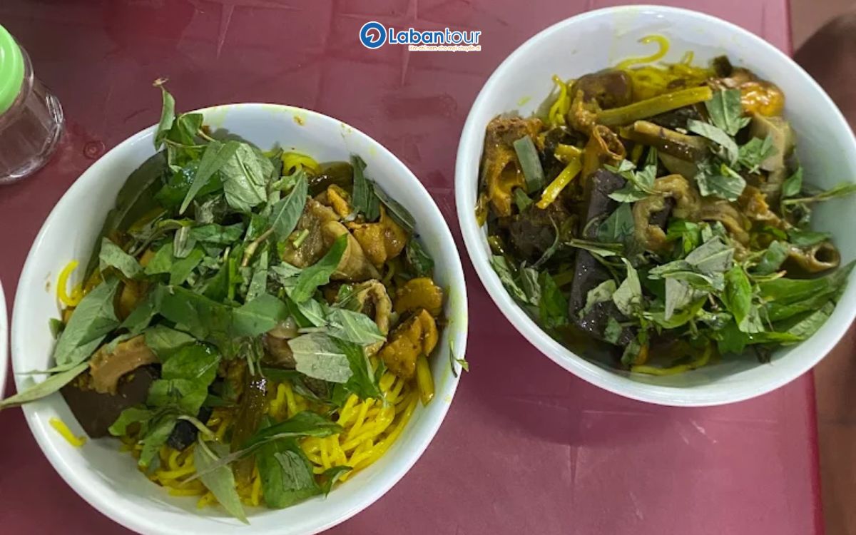 món ăn tối ở huế