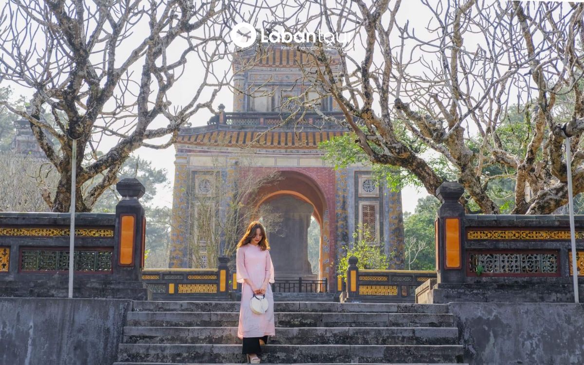 các lăng tẩm ở Huế