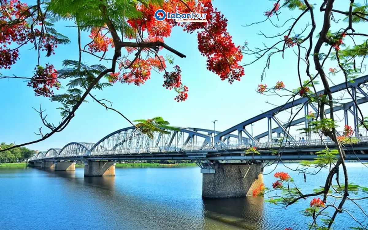 du lịch huế tháng 10
