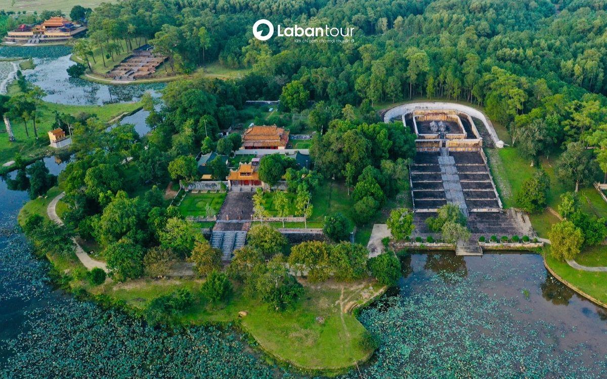 lăng mộ vua gia long