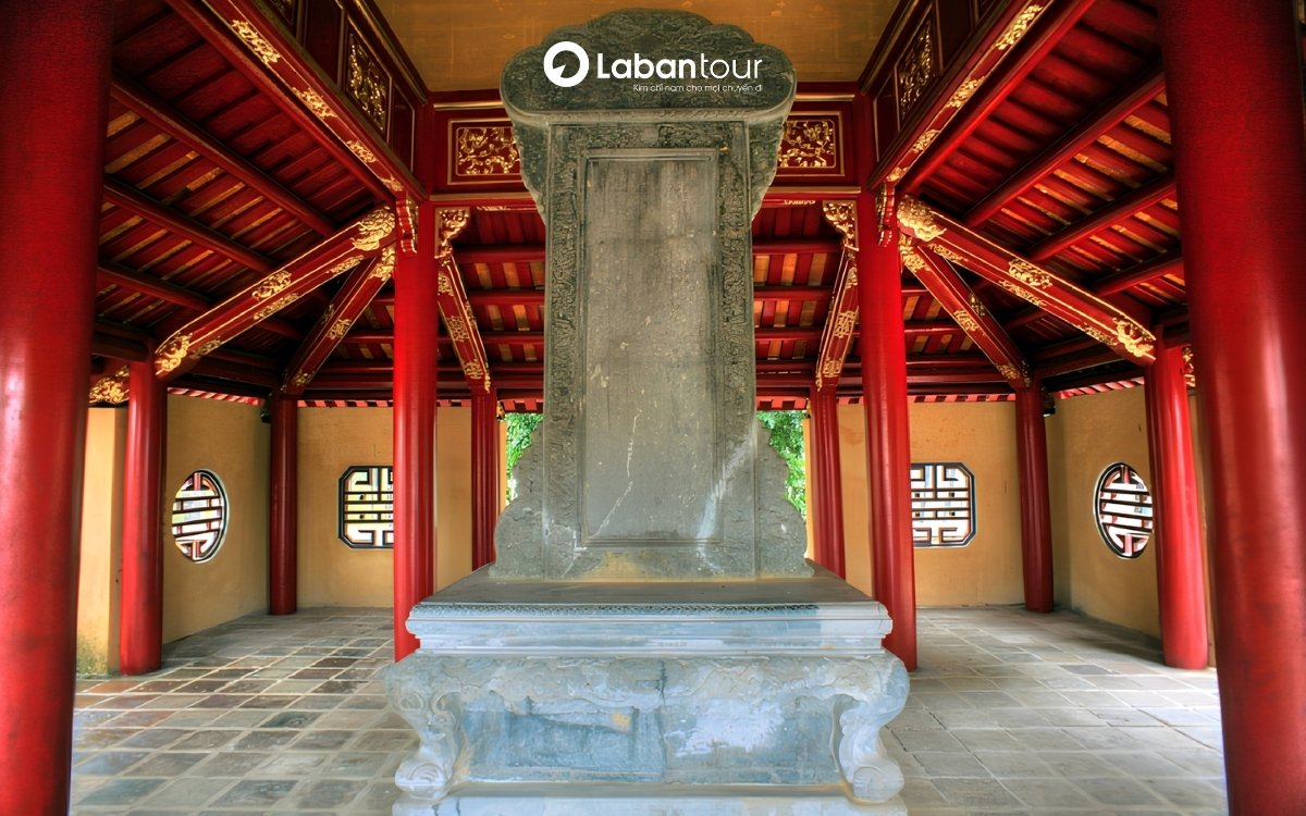 lăng mộ vua gia long