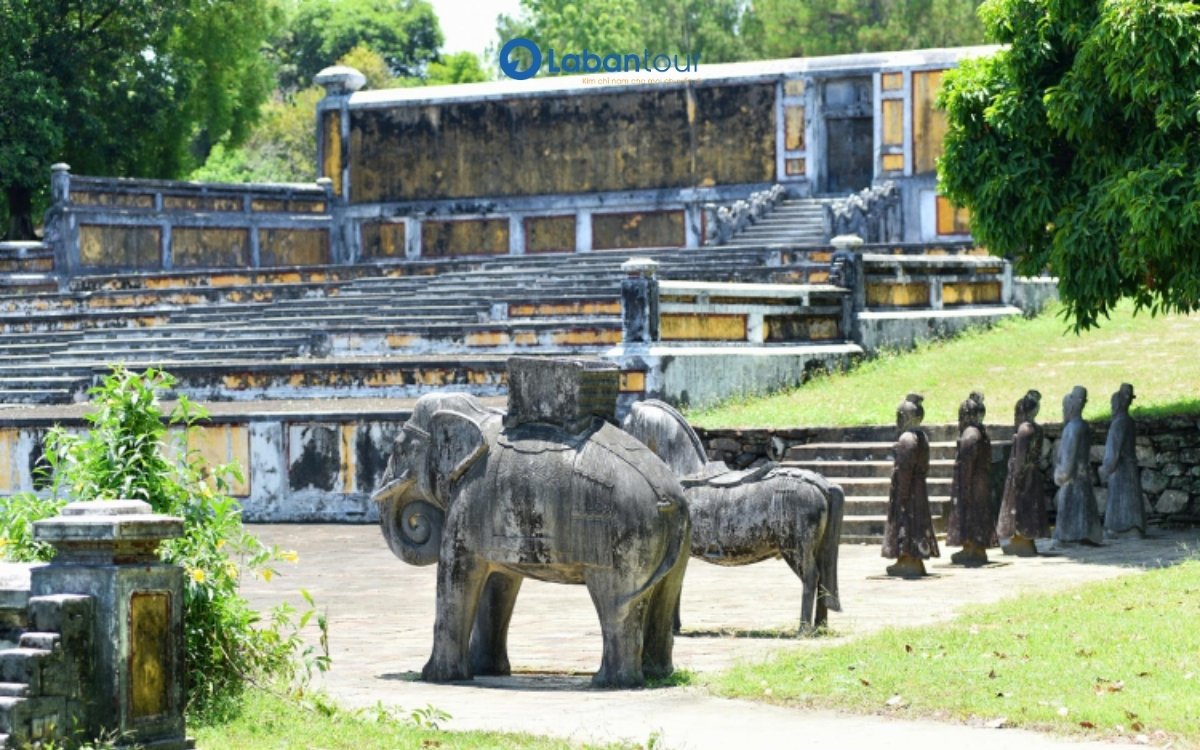 lăng mộ vua gia long