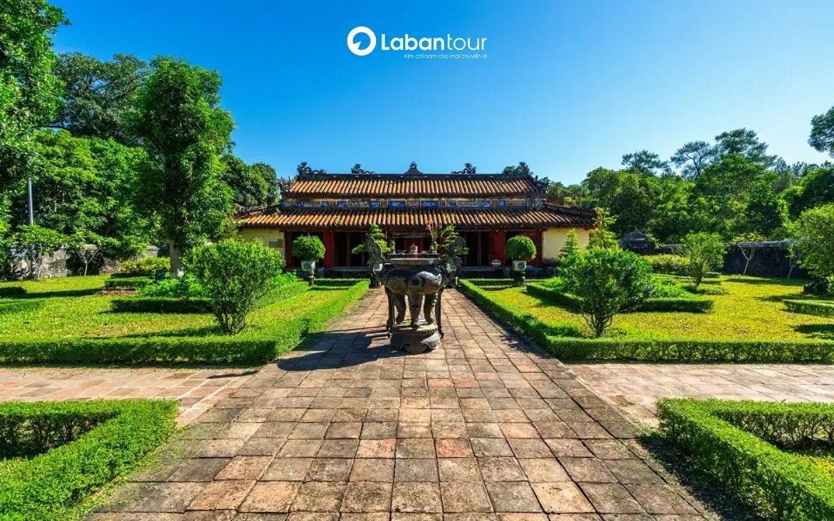 lăng mộ vua gia long