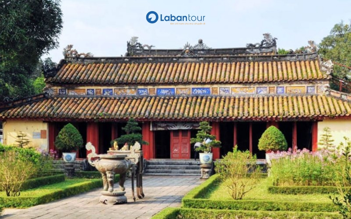 lăng mộ vua gia long