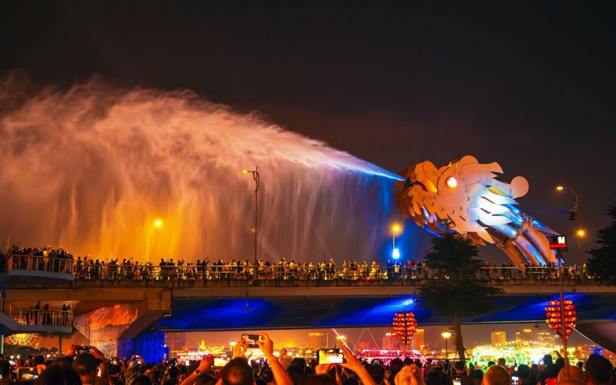 lịch cầu rồng phun lửa 2-9