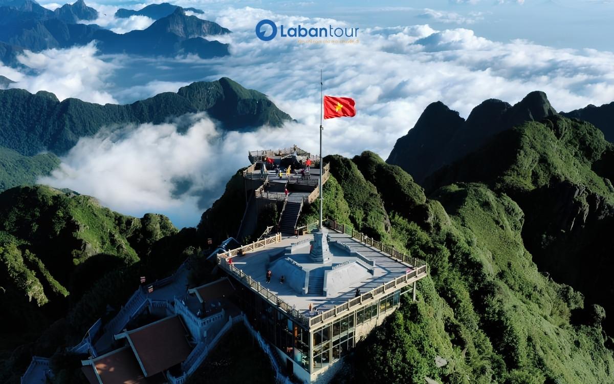 Chinh phục Sun World Fansipan Legend chi phí đi sapa 2 ngày 1 đêm