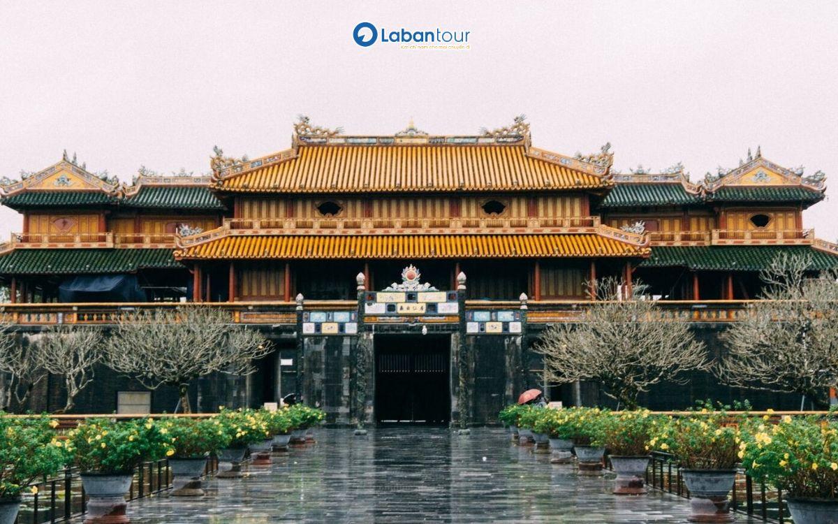 Đại Nội Huế đi huế tháng 11