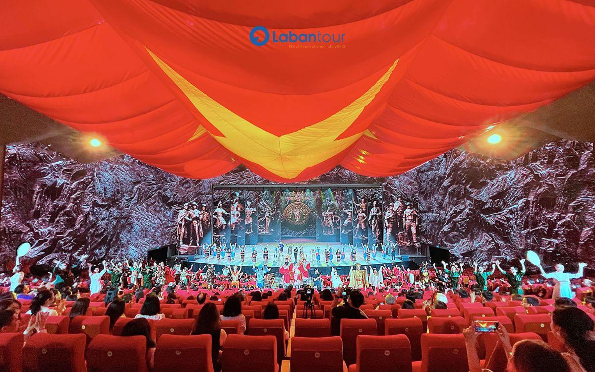 Show Đất Nước Thiên Hùng Ca tái hiện lại 4000 năm lịch sử Việt Nam đất nước thiên hùng ca